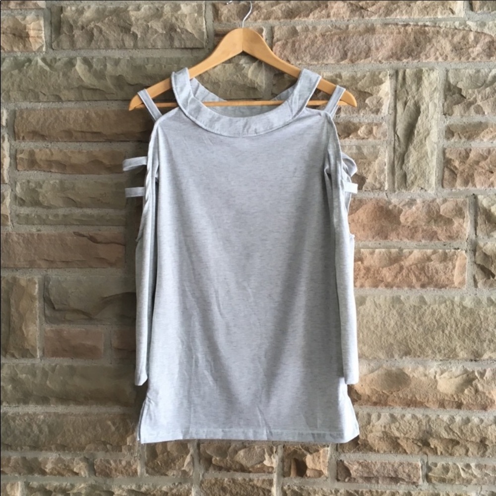GRAY COLD SHOULDER LONG SOEEVE SMALL TOP